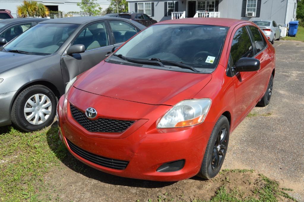 2010 Toyota Yaris Base